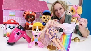 Nicoles Spielzeug Kindergarten. Die Paw Patrol lernt Interessantes über den Friseur Beruf