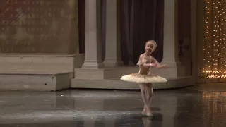Маруся Олейникова (6 лет) - Вариация  из балета "Павильон Армиды"