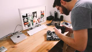 Unboxing the Lomo Instant