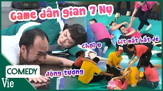 Cười xỉu loạt GAME DÂN GIAN trong 7 Nụ Cười Xuân: Tiến Luật bị xâu xé hội đồng, Nọc Nọc tạo dáng lạ