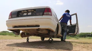 कार दोनों टायर हटा दिये क्या अब भी कार चलेगी - Driving Car On Two Wheels