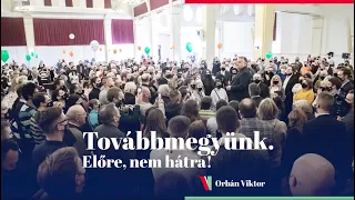 Továbbmegyünk. Előre, nem hátra!