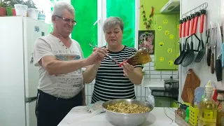 Домашняя ,мясная колбаса.