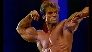 Francis Benfatto - Mr. Olympia 1990 Posing