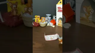 Unboxing McDonalds Tom And Jerry Toy / Jerry's Vacuum