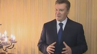 Ukraine protests: Viktor Yanukovych 'will not resign' as Ukraine's president