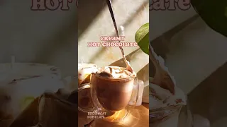 Creamy hot chocolate #homecafe #aestheticdrinks #asmr #drinksasmr #browncat_homecafe  #hotchocolate