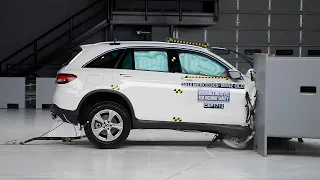 2018 Mercedes-Benz GLC passenger-side small overlap IIHS crash test