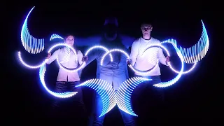 "Love Will Survive!" LED Light Show. Buugeng Flow Arts for Circus, Varieté and Event.
