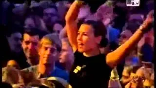 Robbie Williams - Let Love Be Your Energy (Cologne 2001)