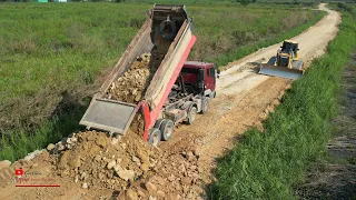 The Great Best Bulldozer Equipment Removing Gravel Building Road Hard Pushing Dump Truck Unloading