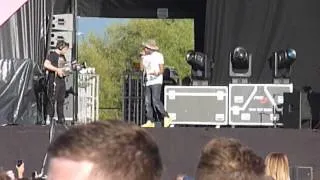 Pharrell Williams - Frontin' - Live at Wireless Festival 2014