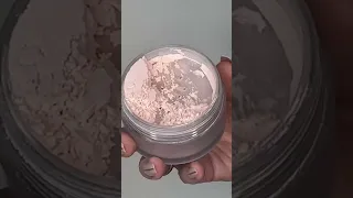 LIFE CHANGING POWDER TIP! No more mess👏🏼 #makeuptutorial #makeuptips #makeuphack