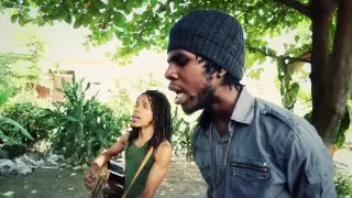 Chronixx - Surviving / Behind Curtain (Acoustic Session)