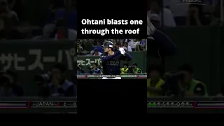 Shohei Ohtani blasts one through the roof 🚀