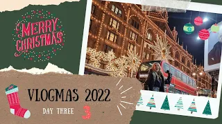 Portobello Markets & Harrods at Christmas | Vlogmas Day 3 | Elizabeth Keenan