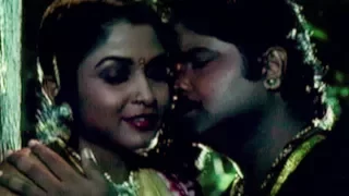 Raasave Ennai Tamil Video Song | Ramya Krishnan | Sri Raja Rajeshwari