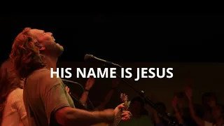 HIS NAME IS JESUS – JEREMY RIDDLE - Lyrics (Subtitled - English, Español, Português ...)