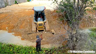 EP7 Best Filling Land In Corner Fence By Dozer D41P Open Forest Cutting & Spreading Stone Into Water