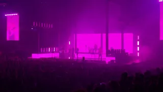 The 1975 - Love Me - Chicago United Center 5-8-2019