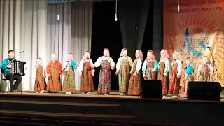 Детский вокальный коллектив "Русские нотки"