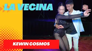 Social Dancing at Capital Bachata Festival 2023 in Ottawa to the tunes of  Kewin Cosmos - La Vecina