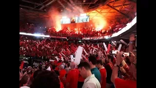 Basketball fans and atmosphere USA vs Israel