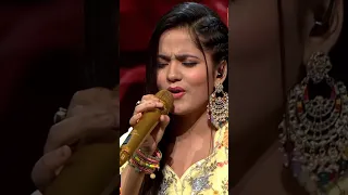 Bahon mein chale aao | Bidipta chakraborty 😍❣️🎸 | indian idol 13 proformance #shorts