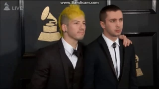 Twenty One Pilots | Arriving at Grammys | Red Carpet | LOOK