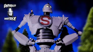 Diamond Select Iron Giant Review! (one of the best Select Figures in years)