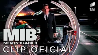 MEN IN BLACK 3 - Clip oficial en ESPAÑOL | Sony Pictures España