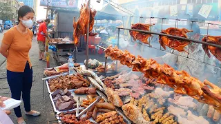 So Much Delicious Food at Orussey Market, Phnom Penh 2022, Cambodian Street Market Tour at Night