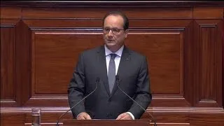 Hollande: "Nous poursuivrons nos frappes contre Daesh au cours des semaines à venir"