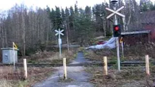 Finnish freight train passed Tiituspohja II level crossing