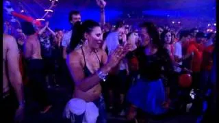 De Q-dance Feestfabriek DVD [Zany, Donkey Rollers & Deepack]