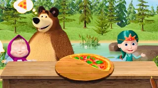 Masha and the bear baking pepperoni pizza for the Mermaid gameplay