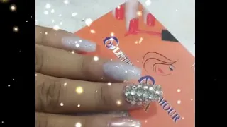 Diamond nail art with corm polish