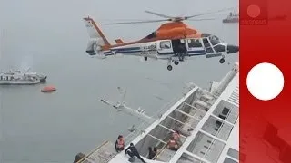 South Korea ferry disaster: Video of rescue operation, hundreds missing after ship sinks