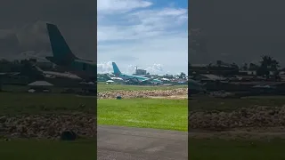 FLYING OVER CRASHED PLANE | How Planes Land in Mactan Cebu Airport