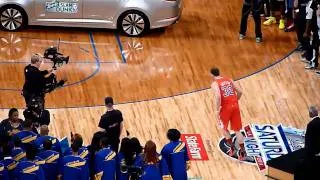 Blake Griffin Dunks Over the Car / Live Cam @ NBA All Star Sprite Slam Dunk Contest 2011