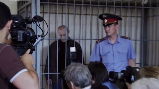 ‪‪Арест Владимира Путина: репортаж‬‬ из зала суда:    выборы президента  2018