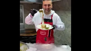 #CZN BURAK the smiling chef cooking 😋😋🤩😍