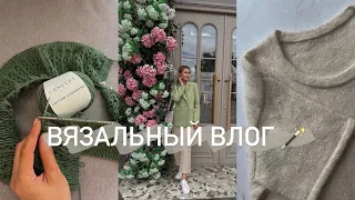 много вязальных процессов 😳 связала 1 носок, готовые изделия за июль / вязальный влог