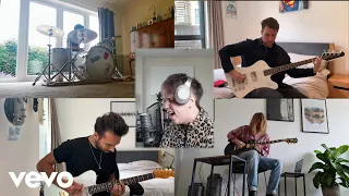 Nothing But Thieves - In Solitude :: Real Love Song (Live)