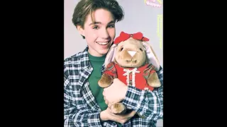 Jonathan Brandis - Te Amo Más Que Ayer.