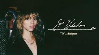 Suki Waterhouse - Nostalgia (English/Spanish Lyric Video)