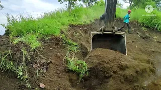 paano iakyat ang backhoe sa bundok