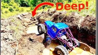 RC ROCK CRAWLER VS MUD PIT