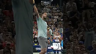 Gael Monfils' INCREDIBLE slam dunk 😱