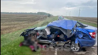 Оторвало руку: водитель Гранты погиб в страшной аварии с грузовиком в Башкирии